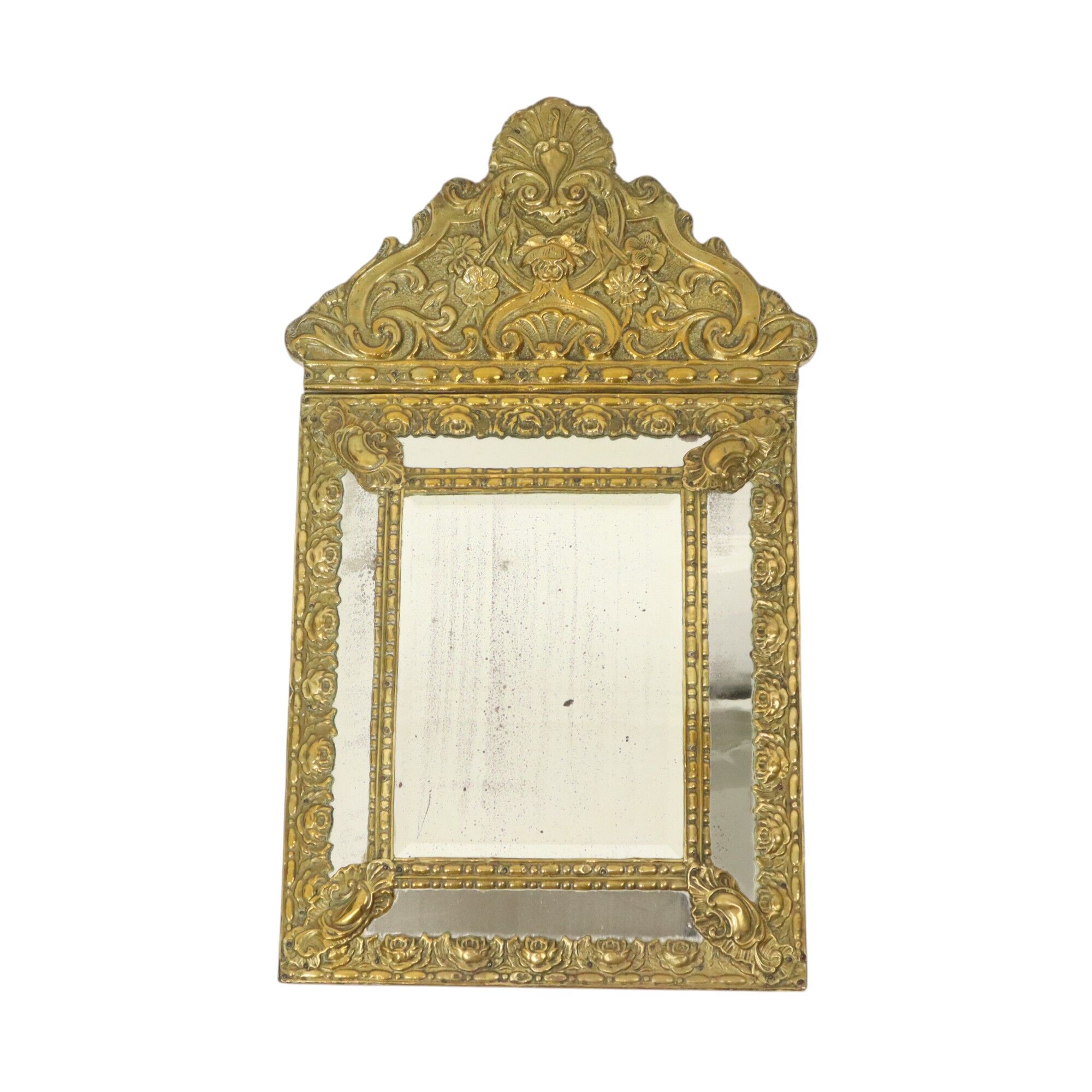 Ancien miroir à coussin repoussé facetté France