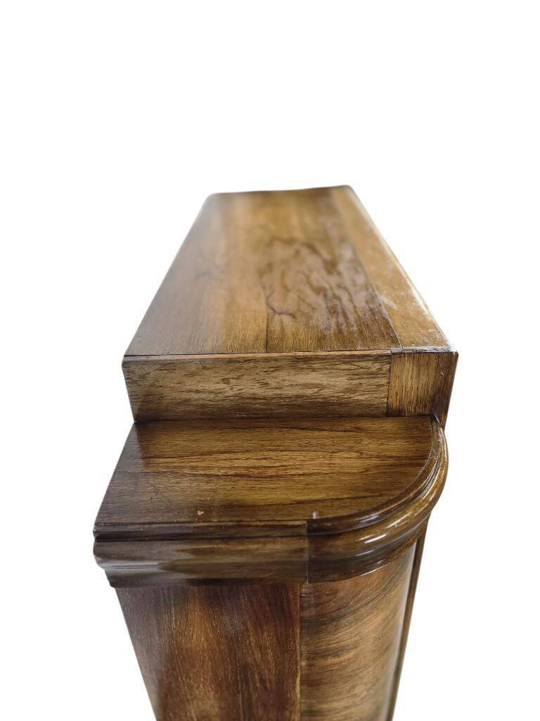 Vintage art deco cabinet / display cabinet with integrated lamps