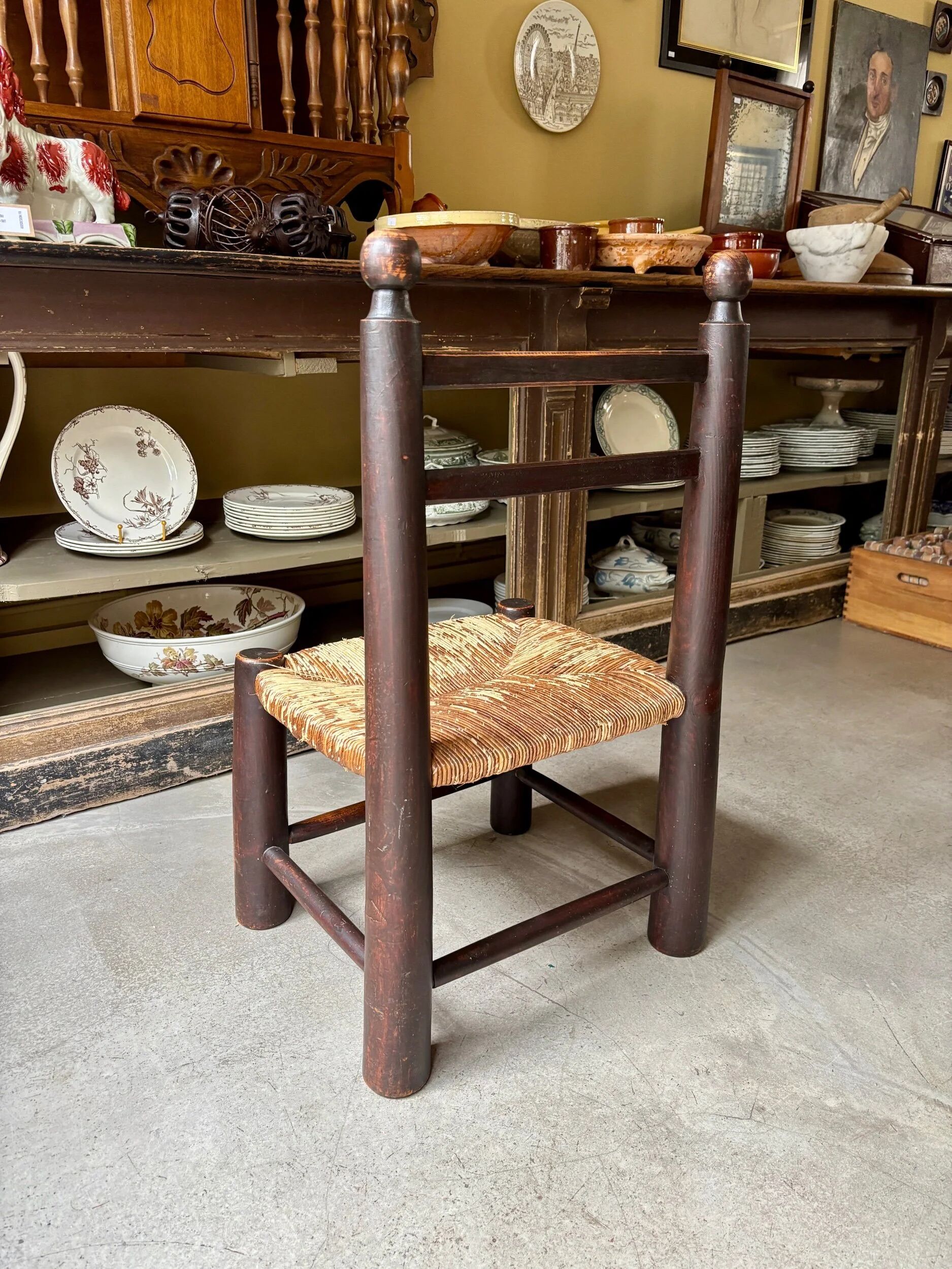 Chaise basse George Robert en bois et paille n°2
