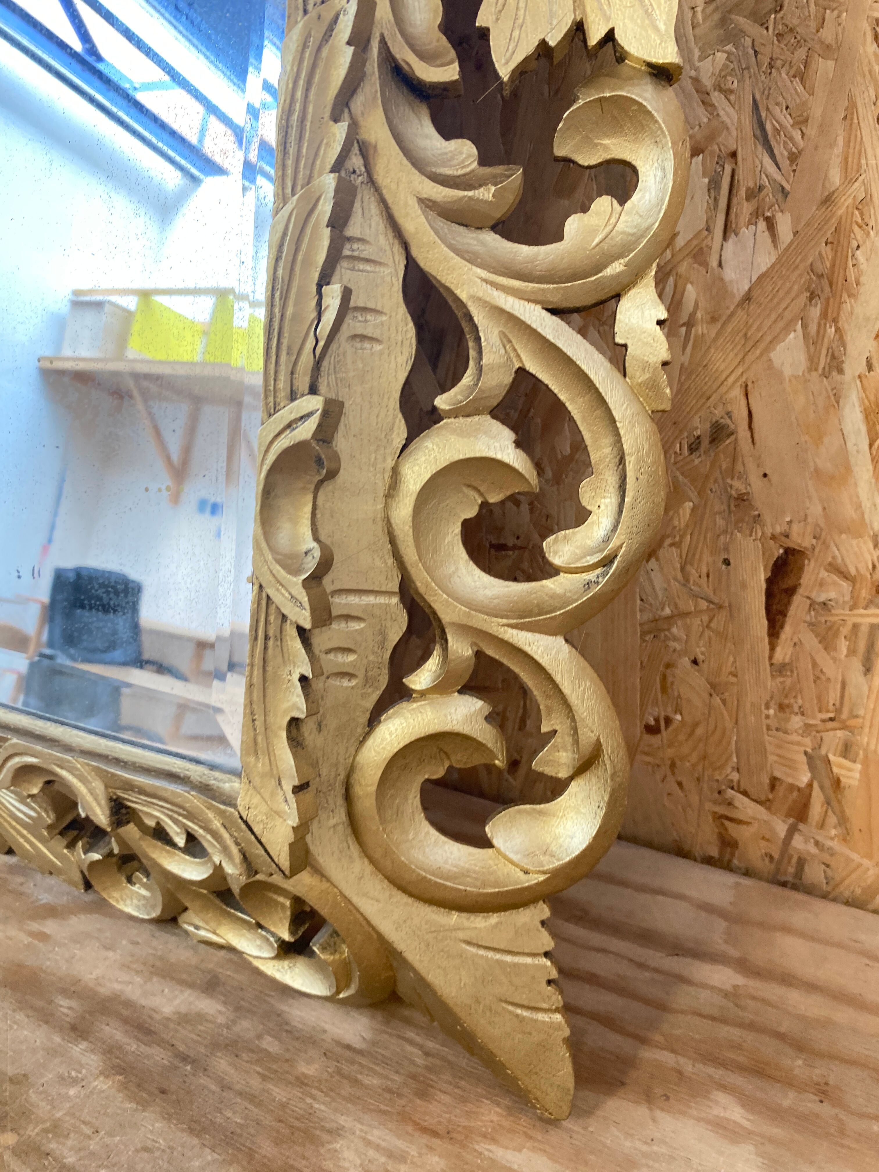 Miroir En Bois Doré, XIXème Siècle, 80cm x 100cm