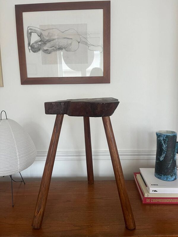 Tabouret tripode brutaliste  ancien