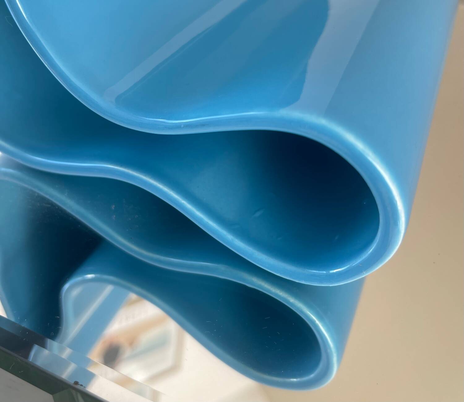 Biomorphic ceramic vase