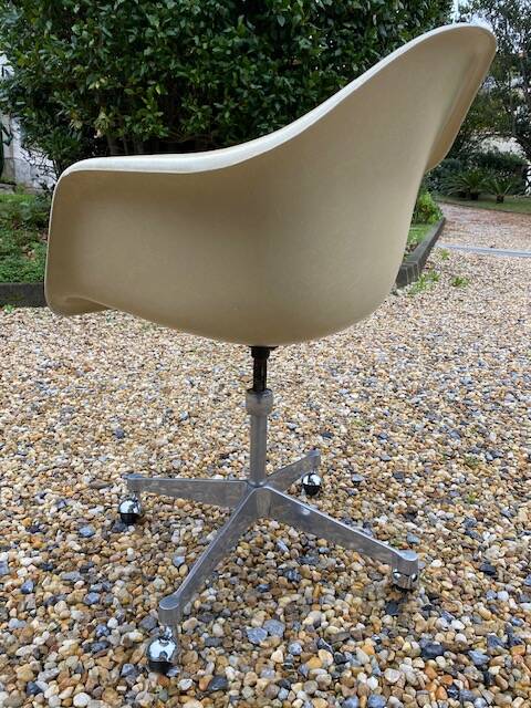 Fauteuil à roulettes Eames édition H.Miller