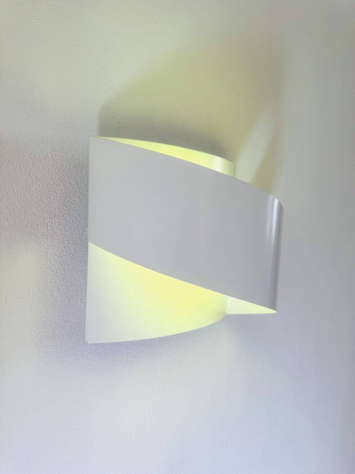 Model 8052 Curved Wall Lamps By Peter Celsing For Falkenbergs Belysning, Sweden 1960S