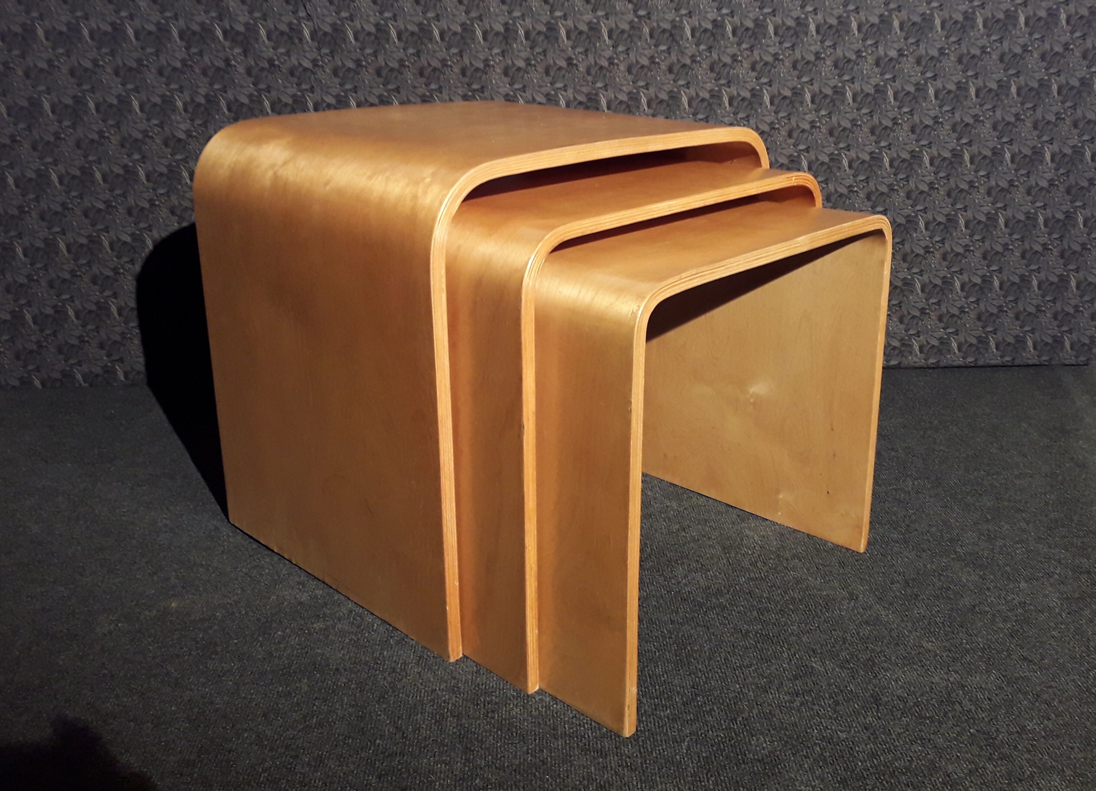 Pull out tables years 70