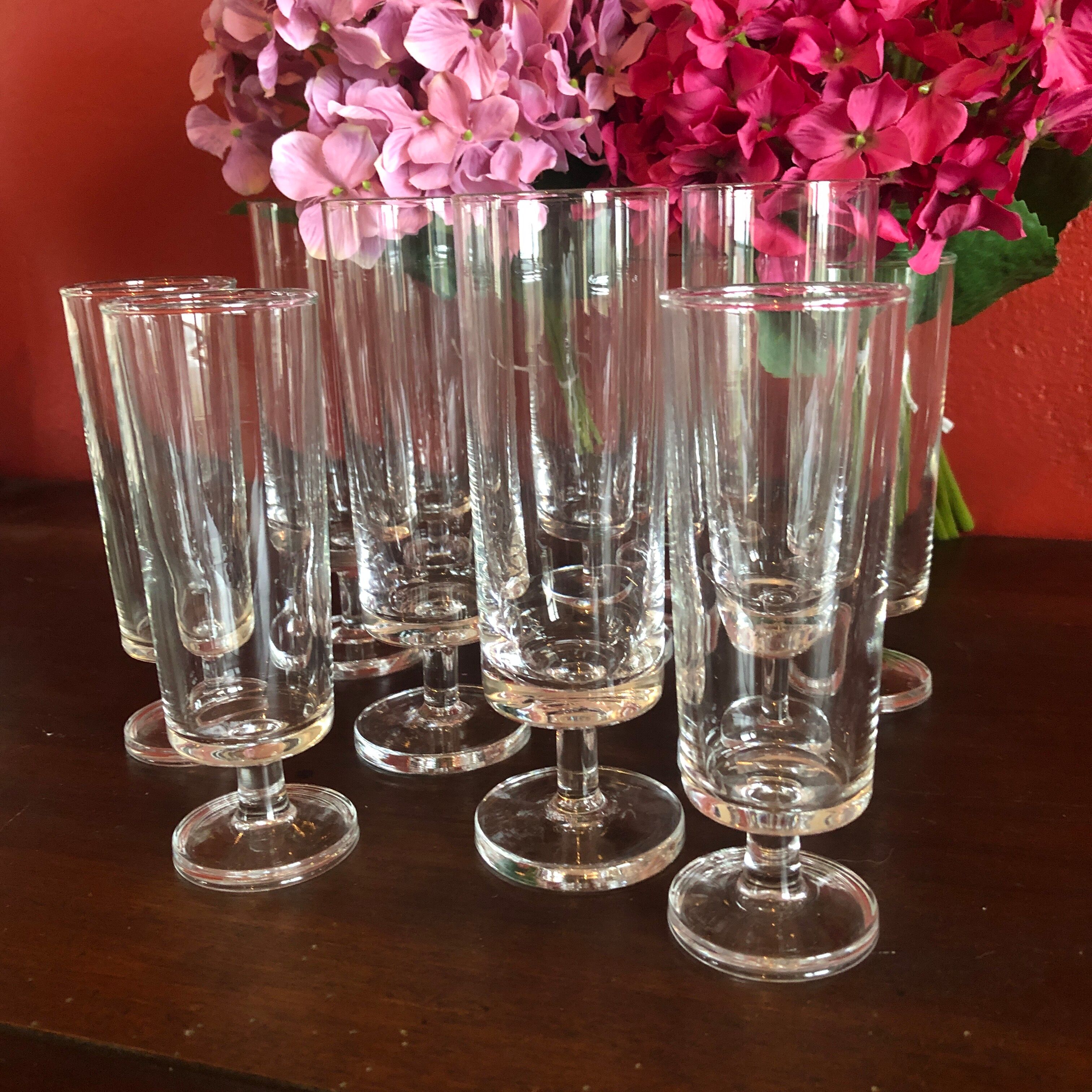 Series of 10 champagne flutes