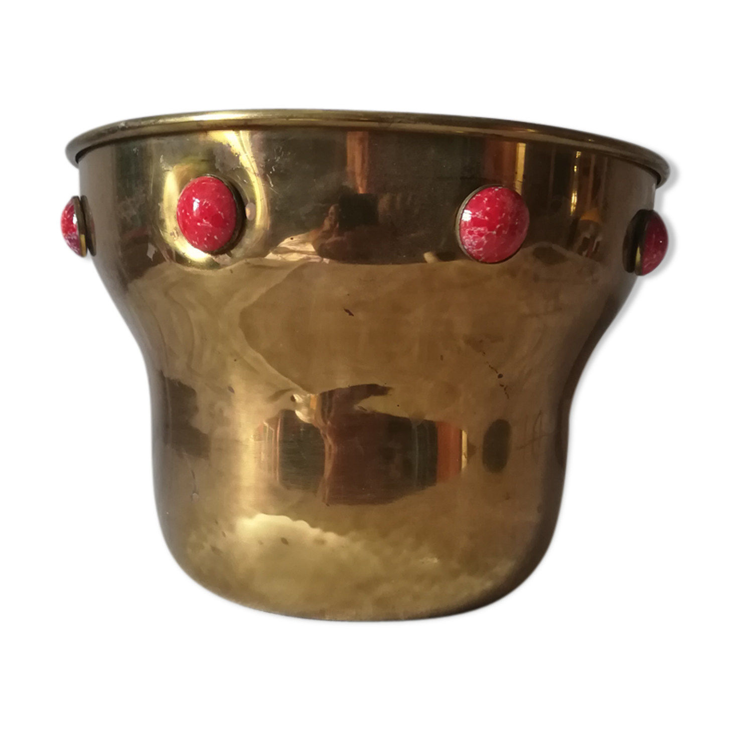 Golden pot cover