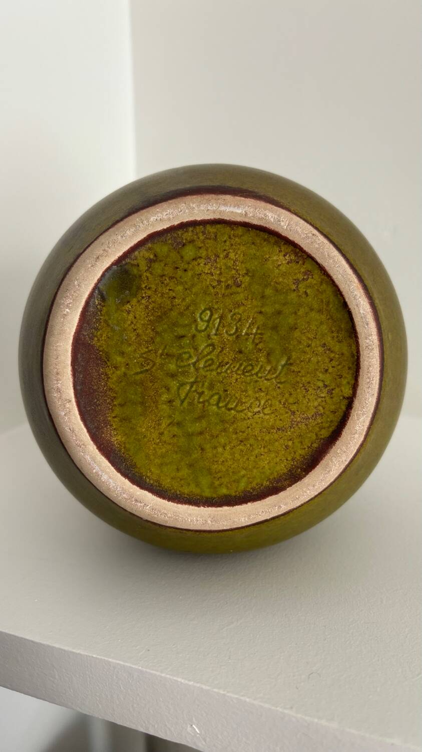 Saint Clement ceramic vase