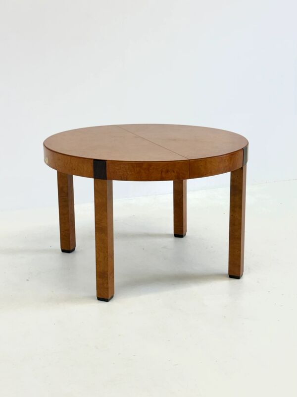 Table à manger ronde en bois de noyer vintage par Grange