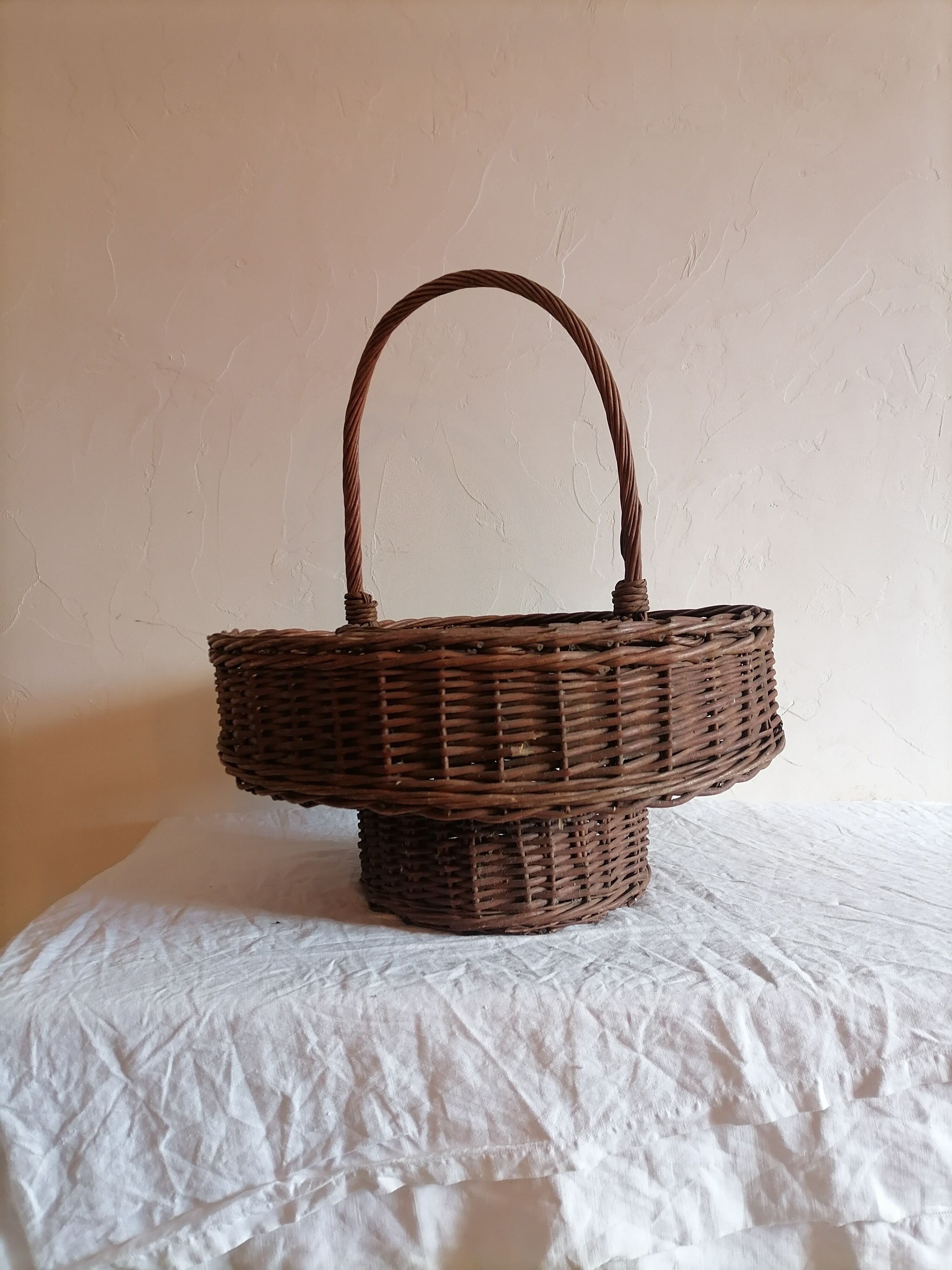 Rattan bottle and glass holder