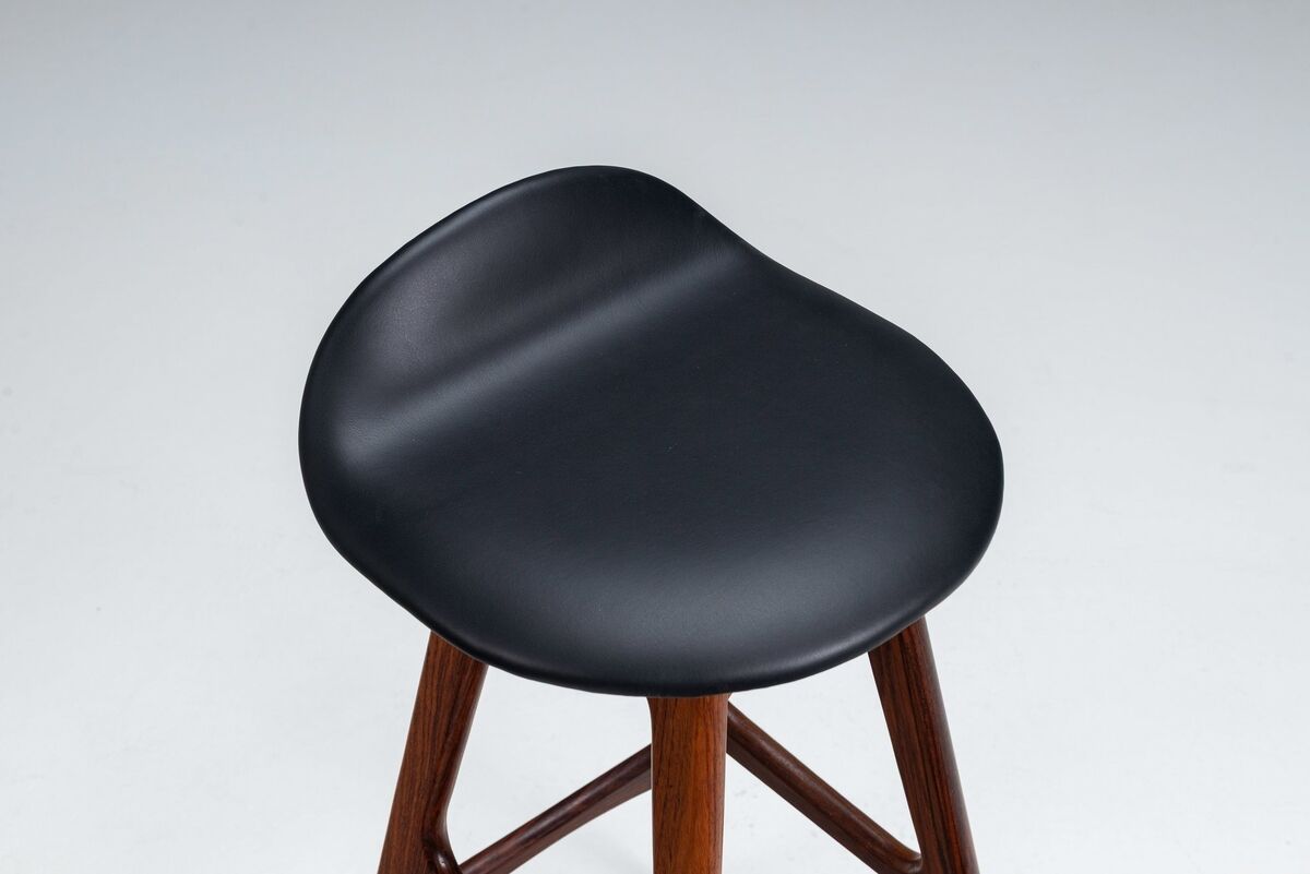 Erik Buch set of three “OD61” bar stools in rosewood Oddense Denmark 1965