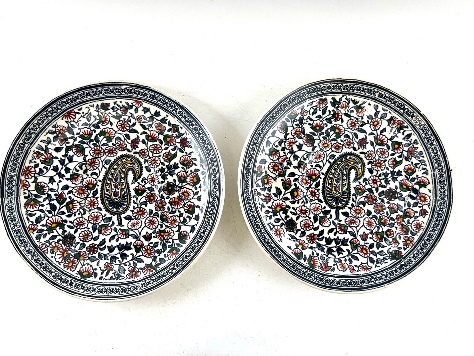 Antique GIEN duo of cups and saucers, Cashmere Bothee decor – French earthenware