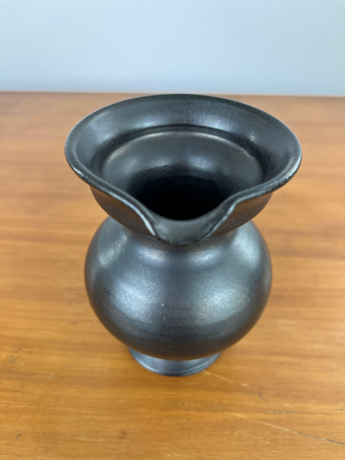 Pitcher Jean Marais black ceramic