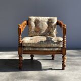 Giorgetti / classic armchair in art deco style / italy 1975s