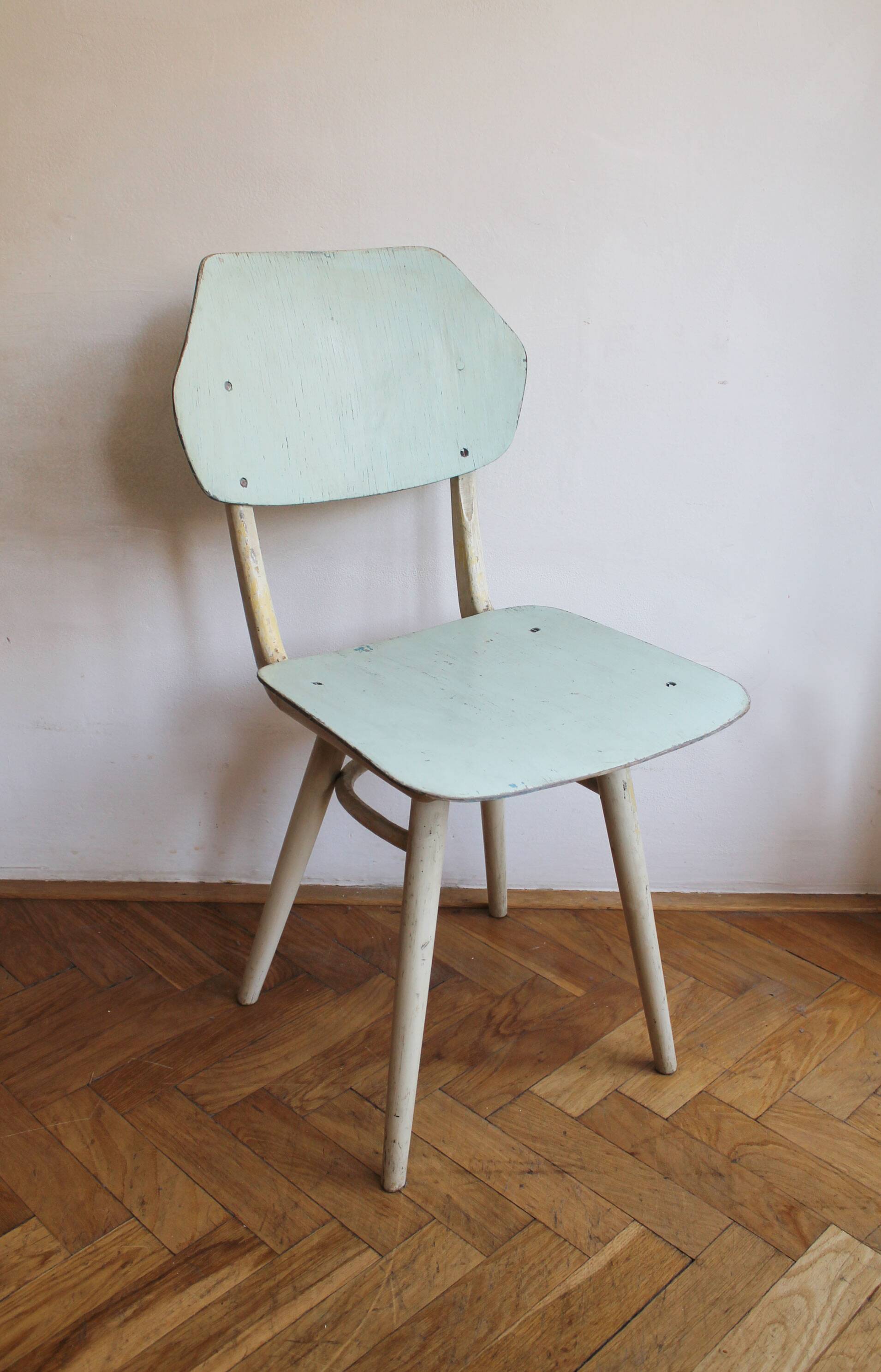 Set of 6 vintage TON chairs in painted wood, Czechoslovakia, 1964