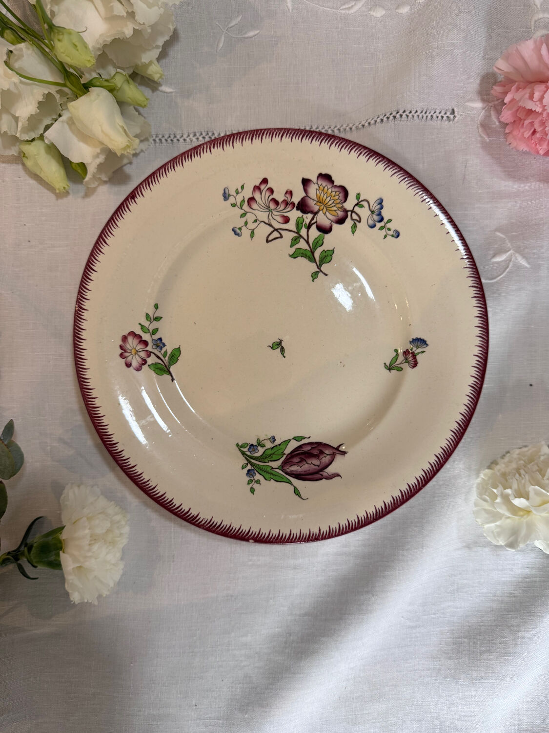 Footed cup Sarreguemines