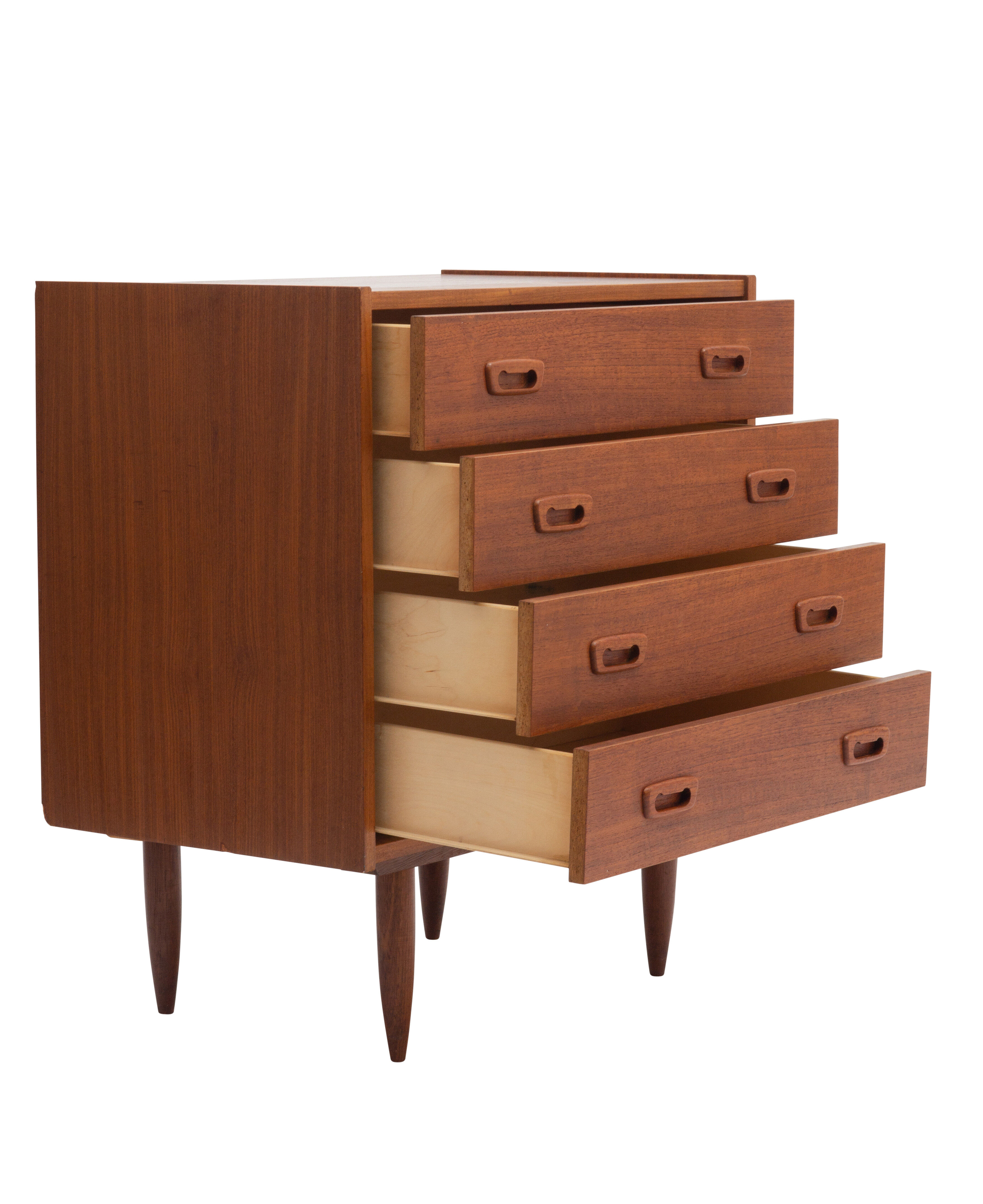 Vintage Scandinavian chest of drawers