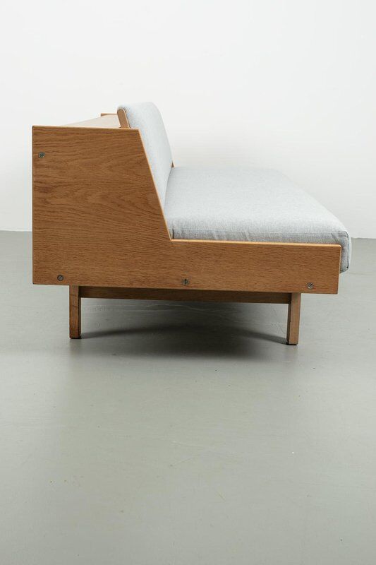 GE258 Sofabed by Hans Wegner