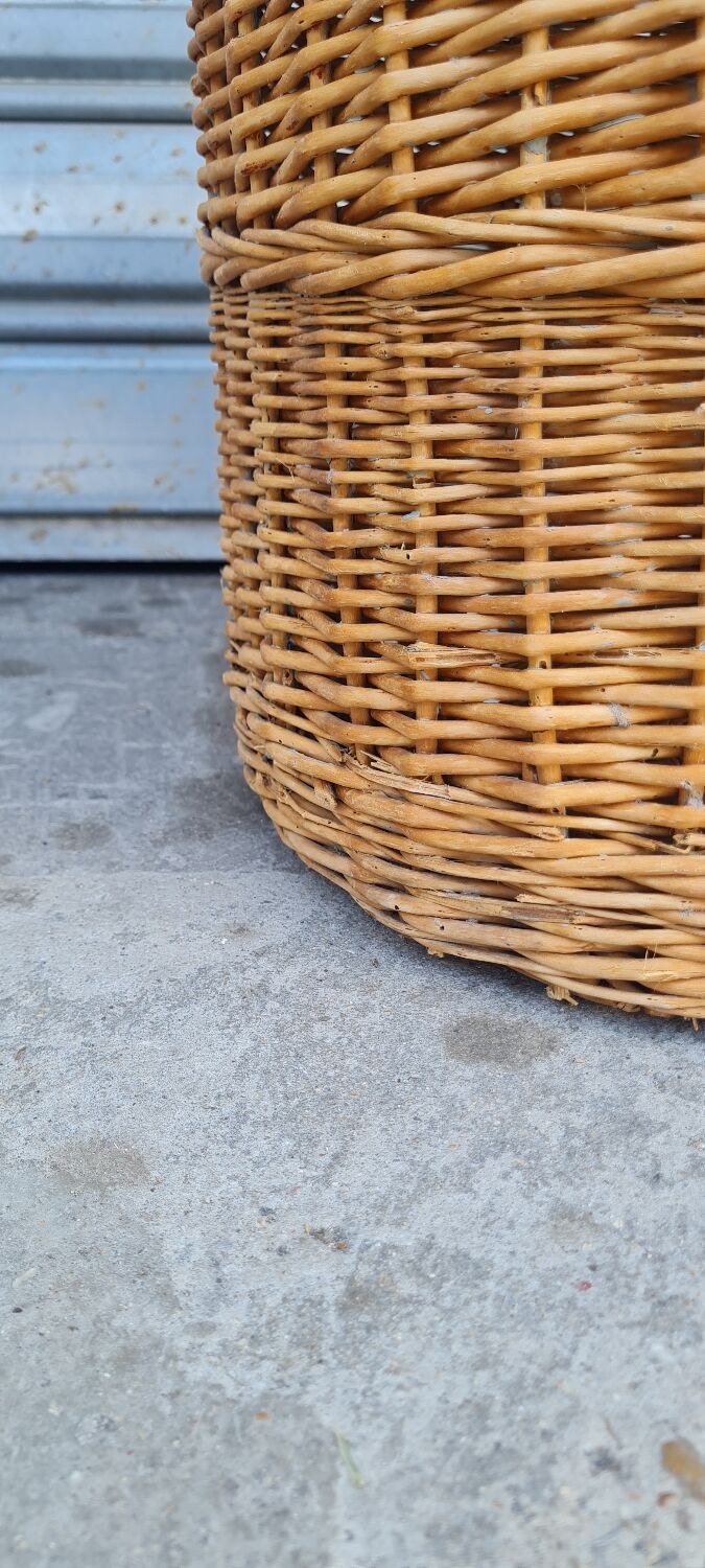 Wicker basket
