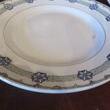 Duo of plates mounted St Amand