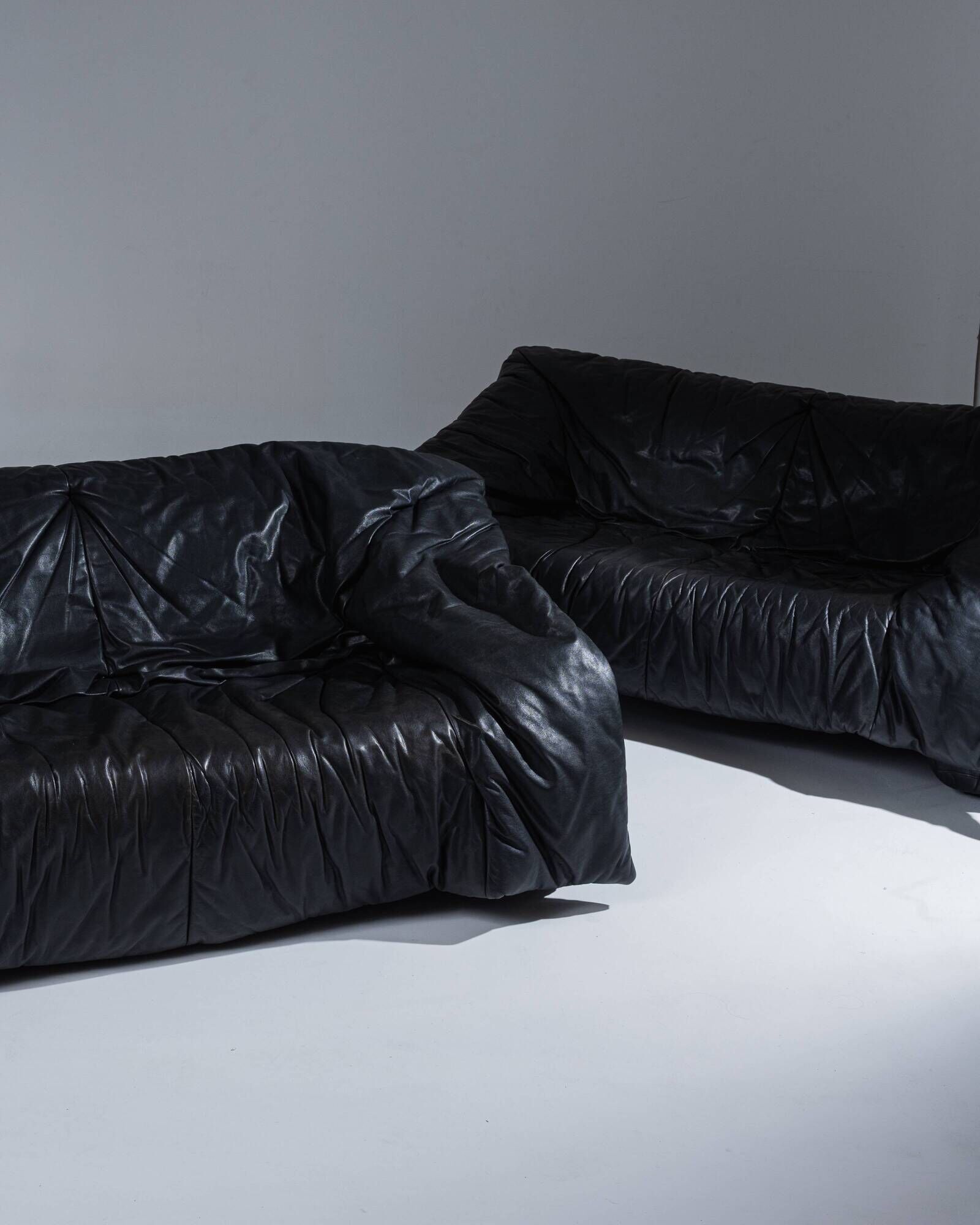 Pair of Flou Flou sofas, Donato D'Urbino & Paolo Lomazzi