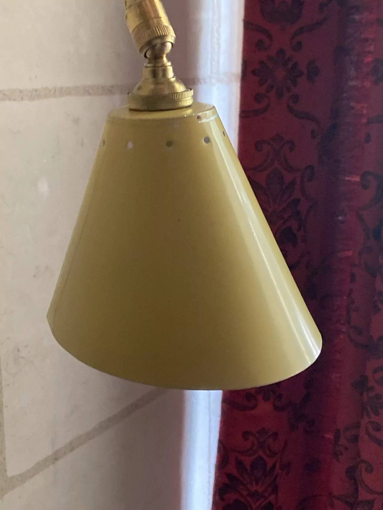 Vintage adjustable wall light – yellow metal and brass – 1960s