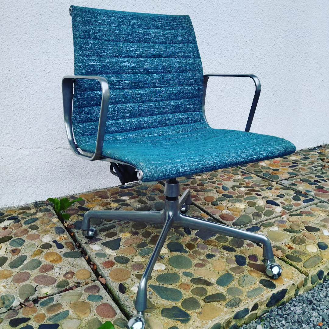 Armchair 108 by Charles & Ray Eames, Herman Miller