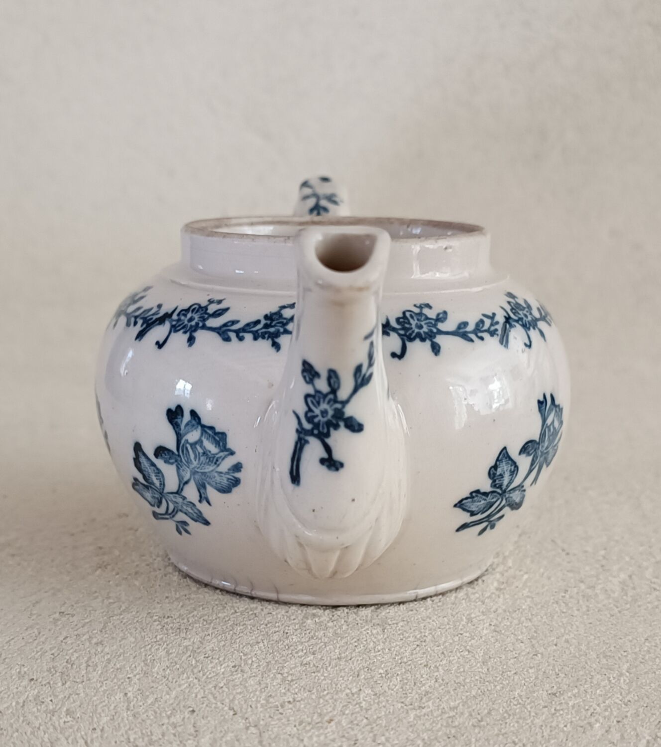 Teapot in stoneware of Saint-Uze