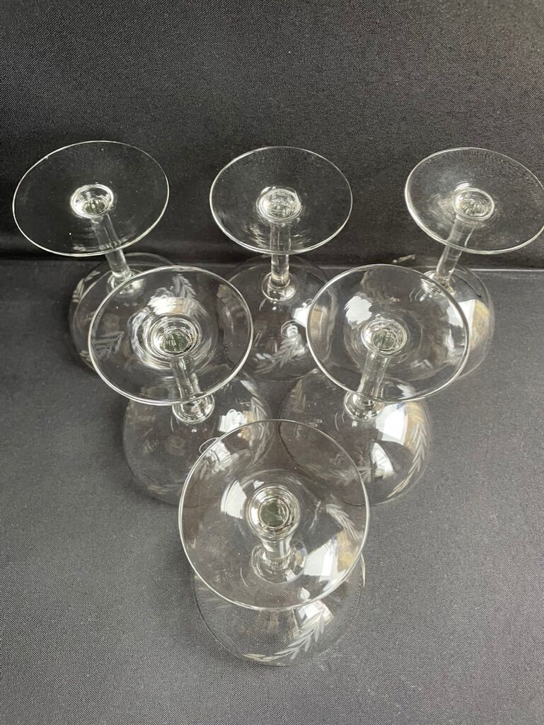 6 champagne glasses in 1/2 crystal blown and cut – Early twentieth century