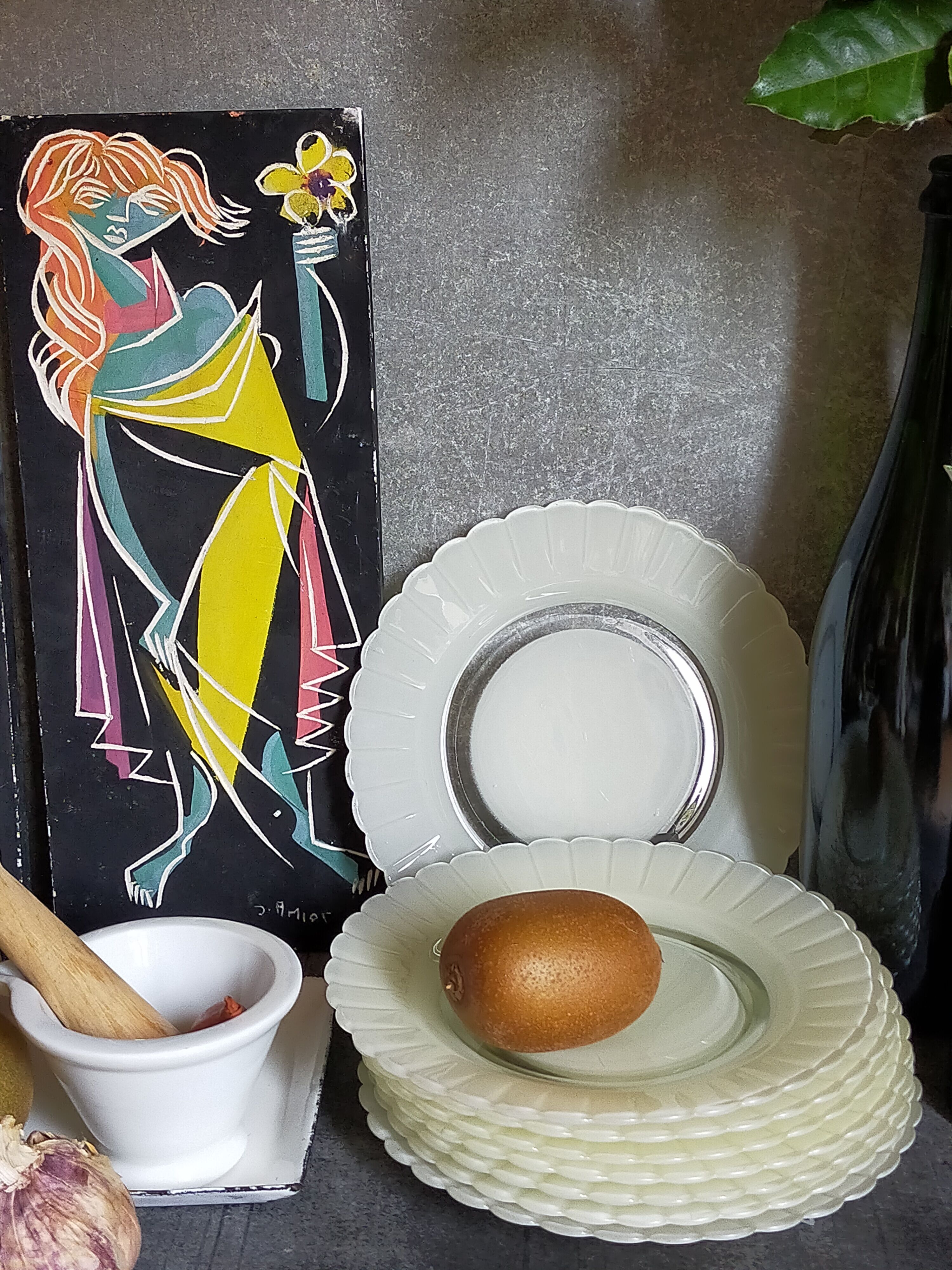 Eight Duralex dessert plates in 60s painted glass