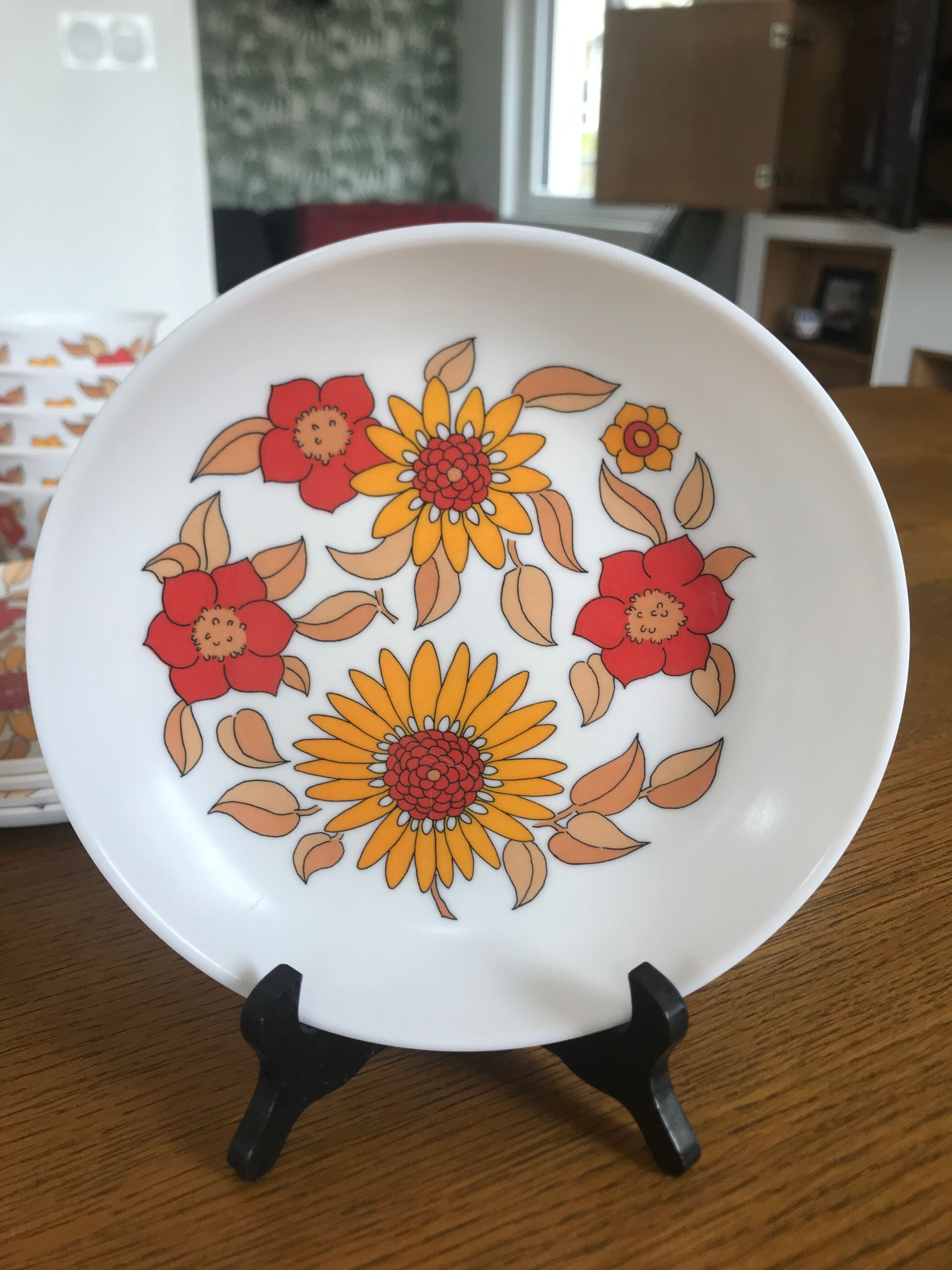 Vintage tableware service