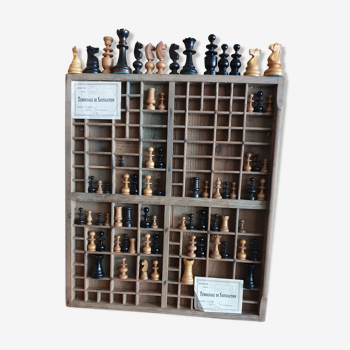 Printing locker and wooden chess pieces