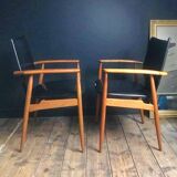 Paire de fauteuils vintage bois massif scandinave, meubles sièges anciens