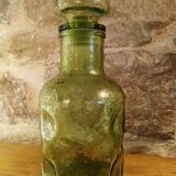 Carafe verre moulé