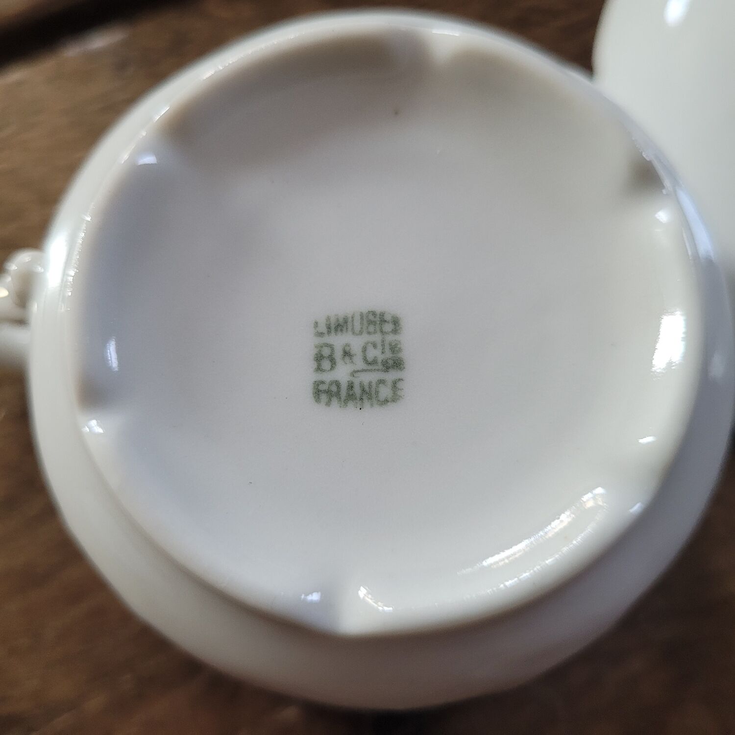 8 Cups and Saucers Bernardaud Limoges – Circa 1900-1920