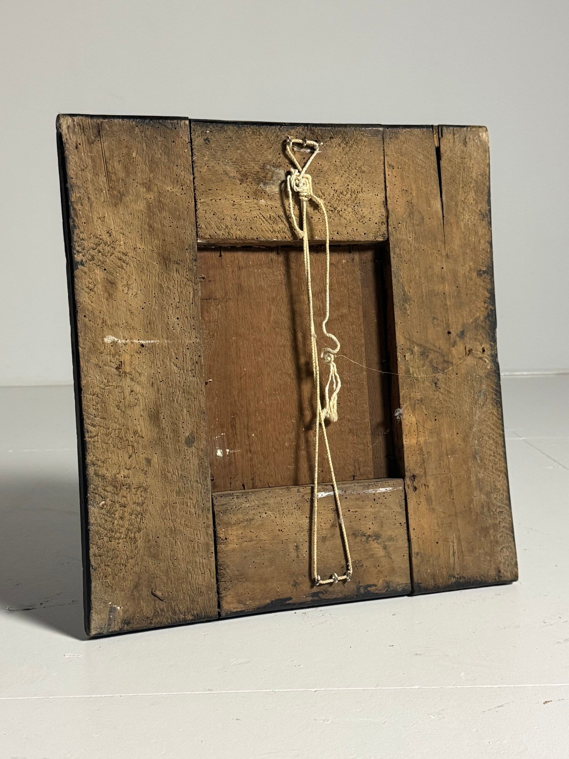 Miroir à cadre ondulé du XVIIIe siècle