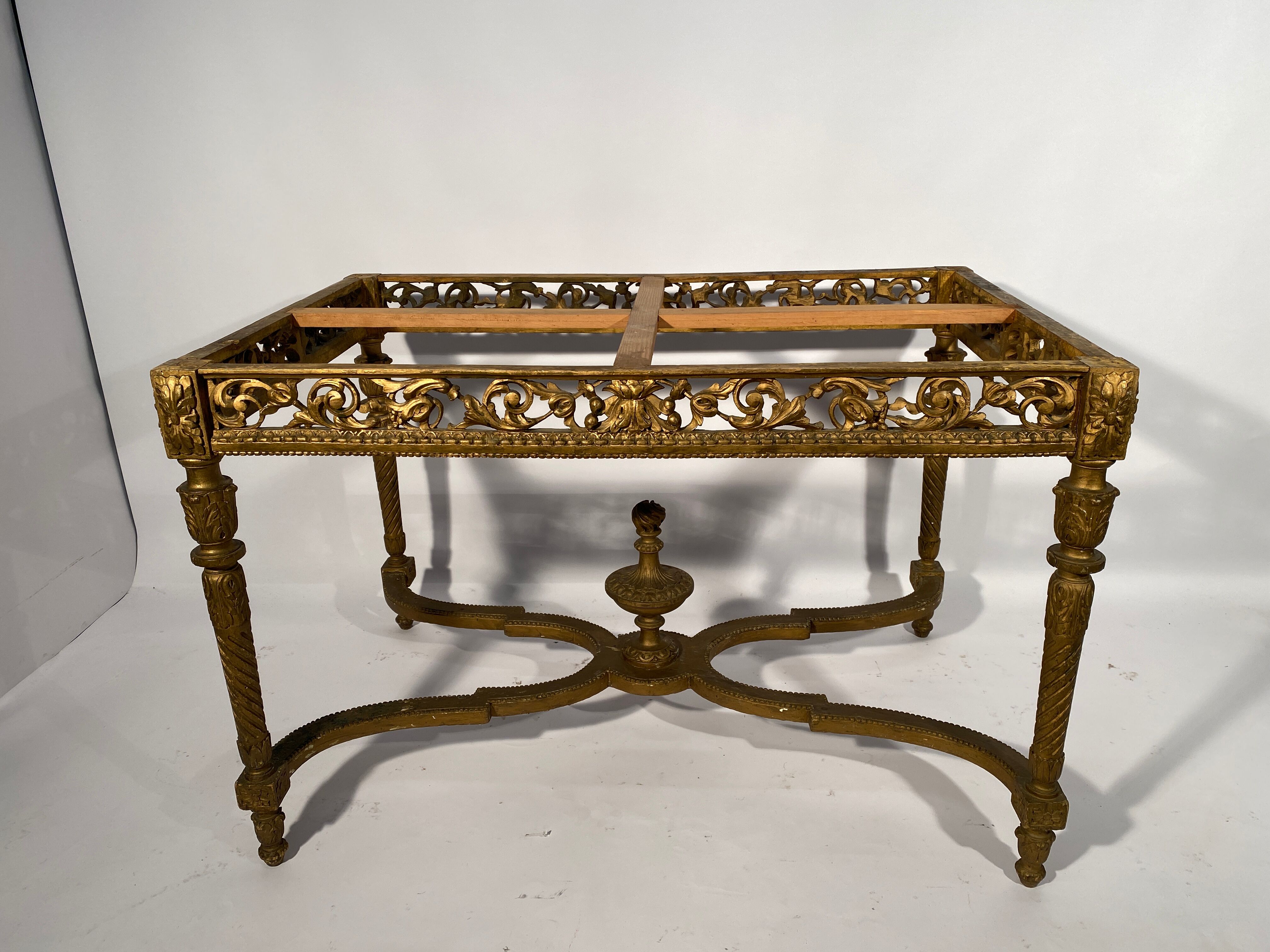 Middle wooden table with green-golden patina Louis XVI style, nineteenth century.