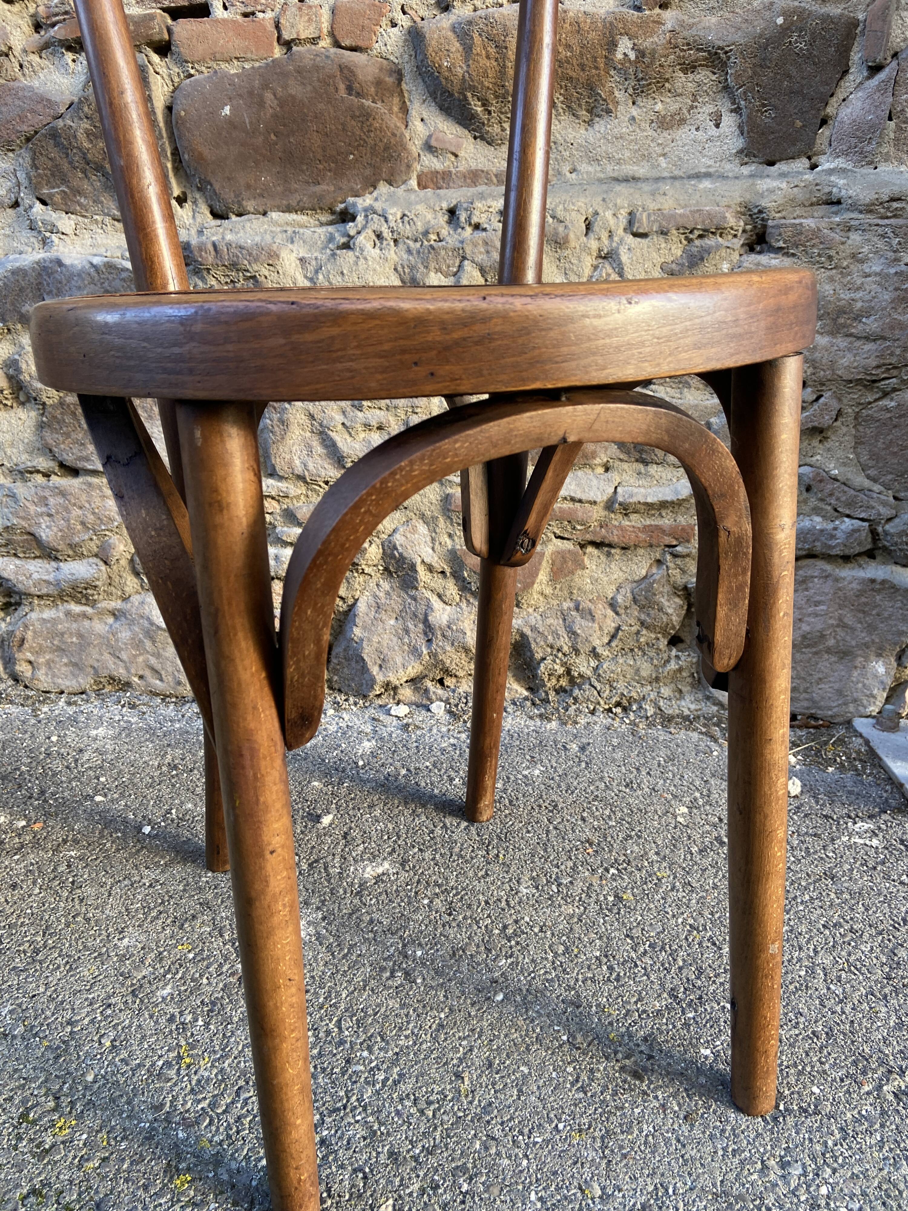 6 chaises bistrot café viennoise austria 1920s style Thonet bois courbé
