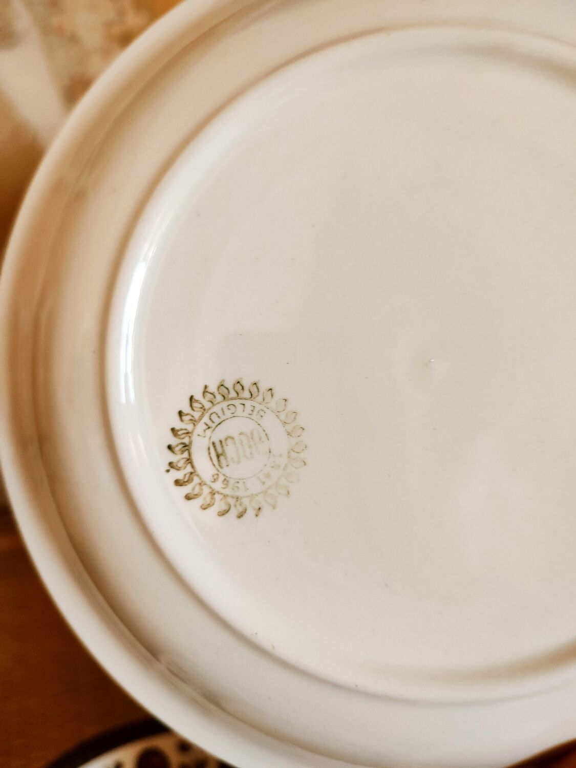 6 soup plates walnut model by Boch