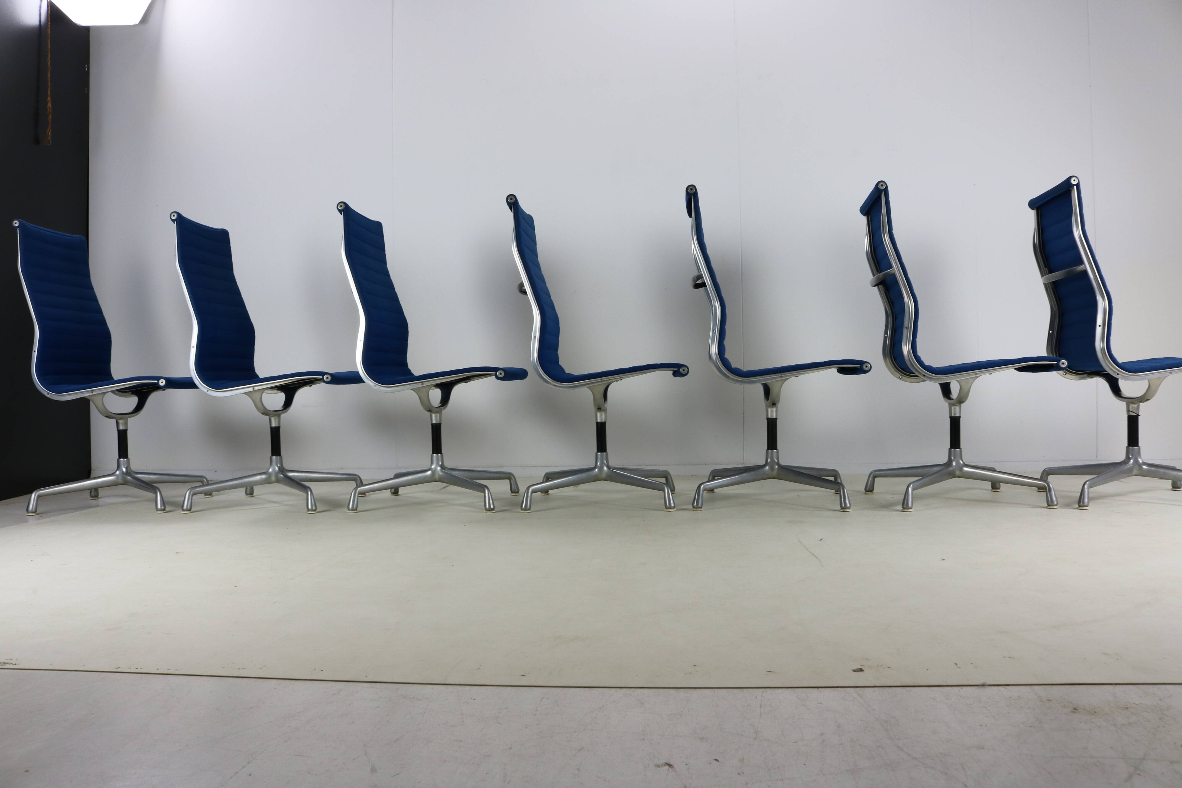 Set of seven office chairs by Charles Eames for Herman Miller Usa design
