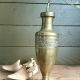 Vase en laiton art déco