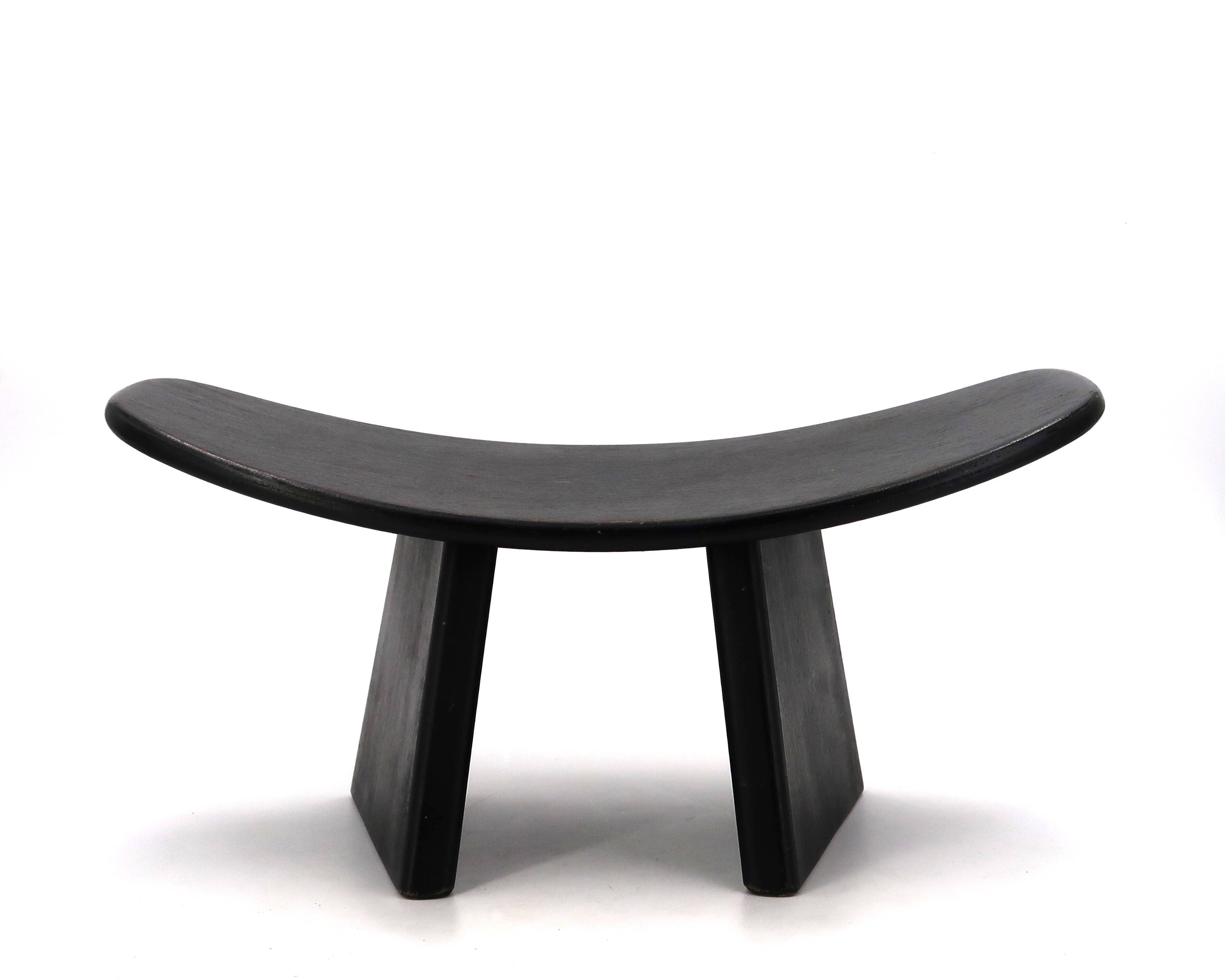 Black wooden Shoggi meditation stool by Alain Gaubert, 1980s vintage