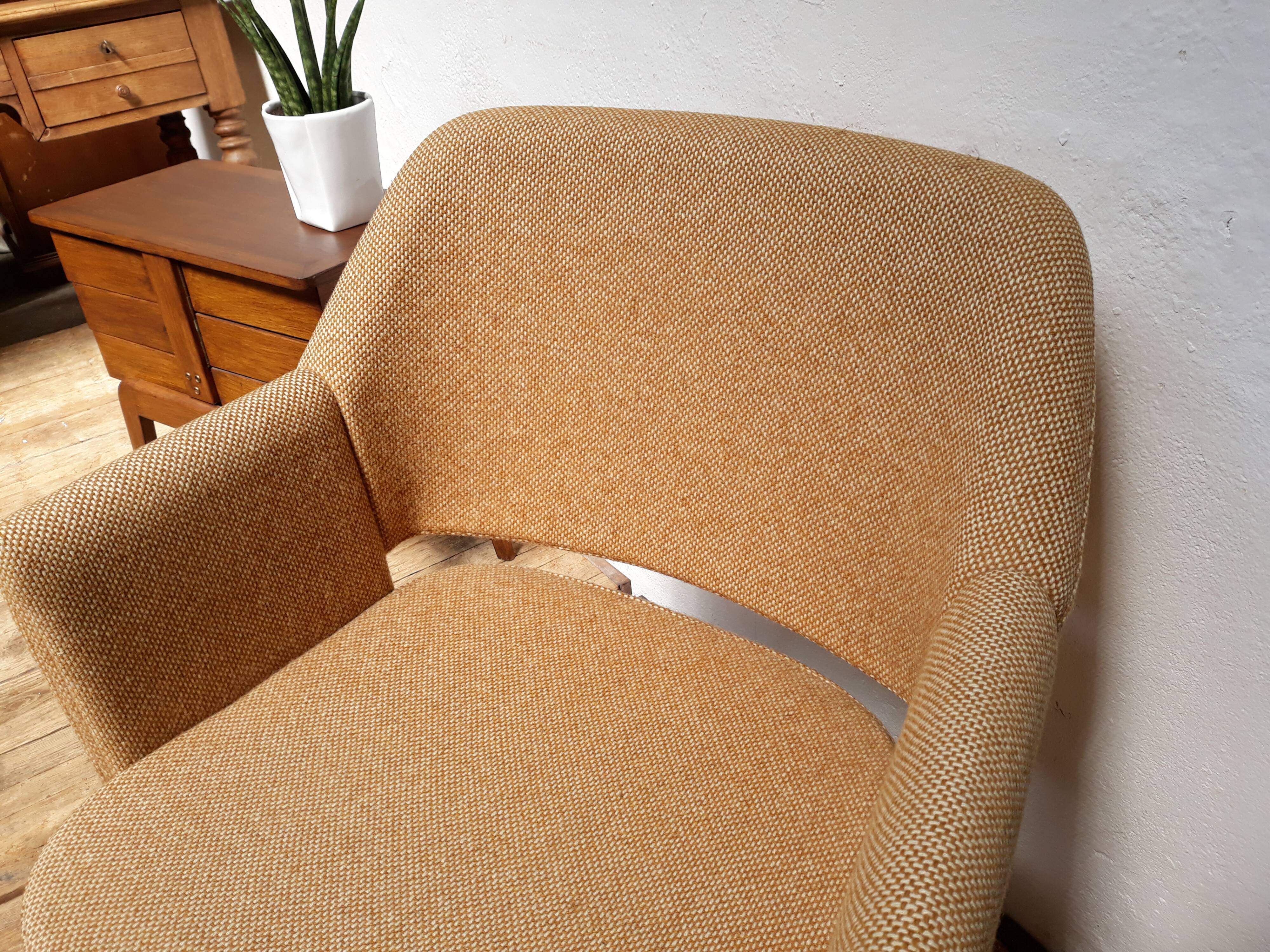 Vintage armchair design Pierre Gautier Delaye "Deauville"