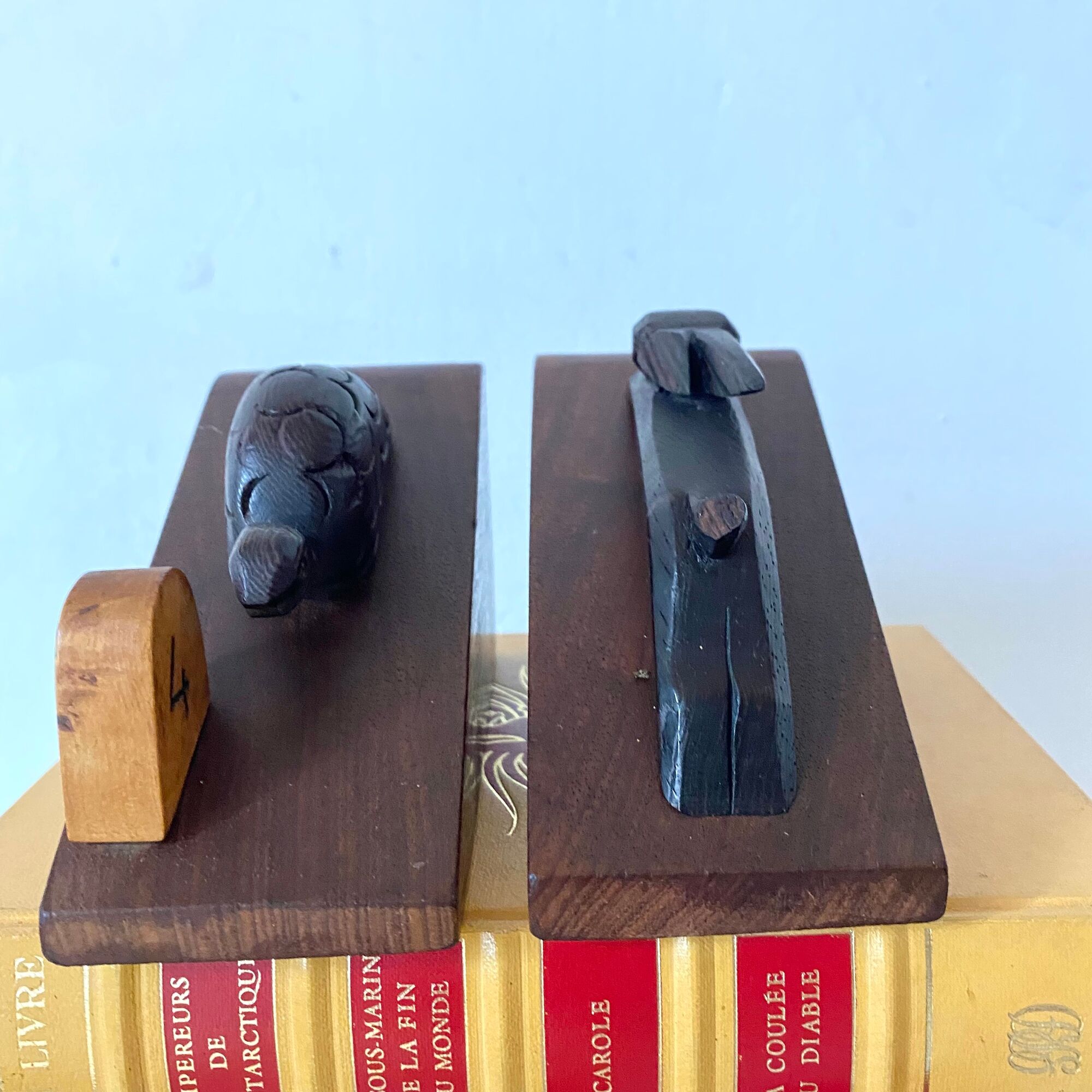 Greenhouse wooden books the hare and the tortoise