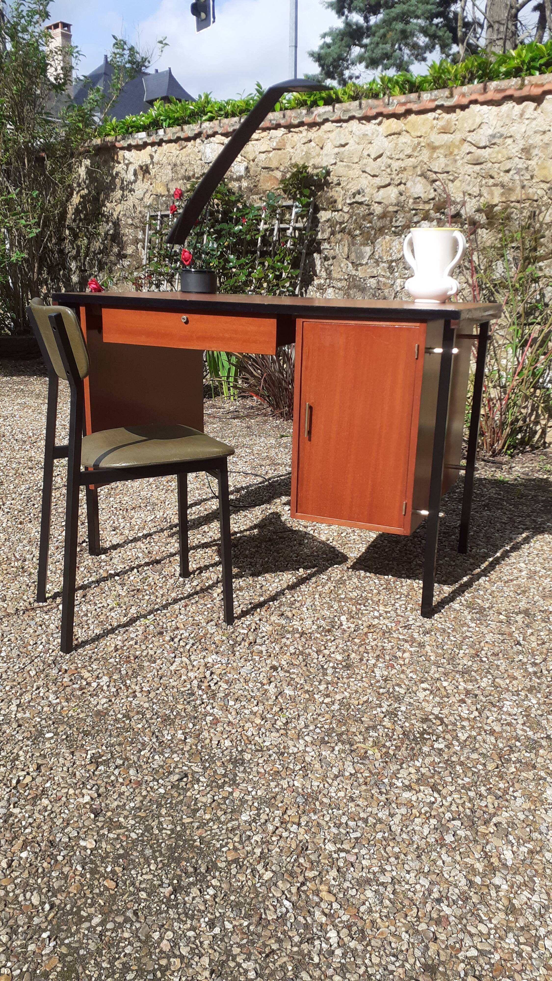 Bureau moderniste année 60