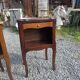 Paire de tables de chevet style Louis XV en chêne