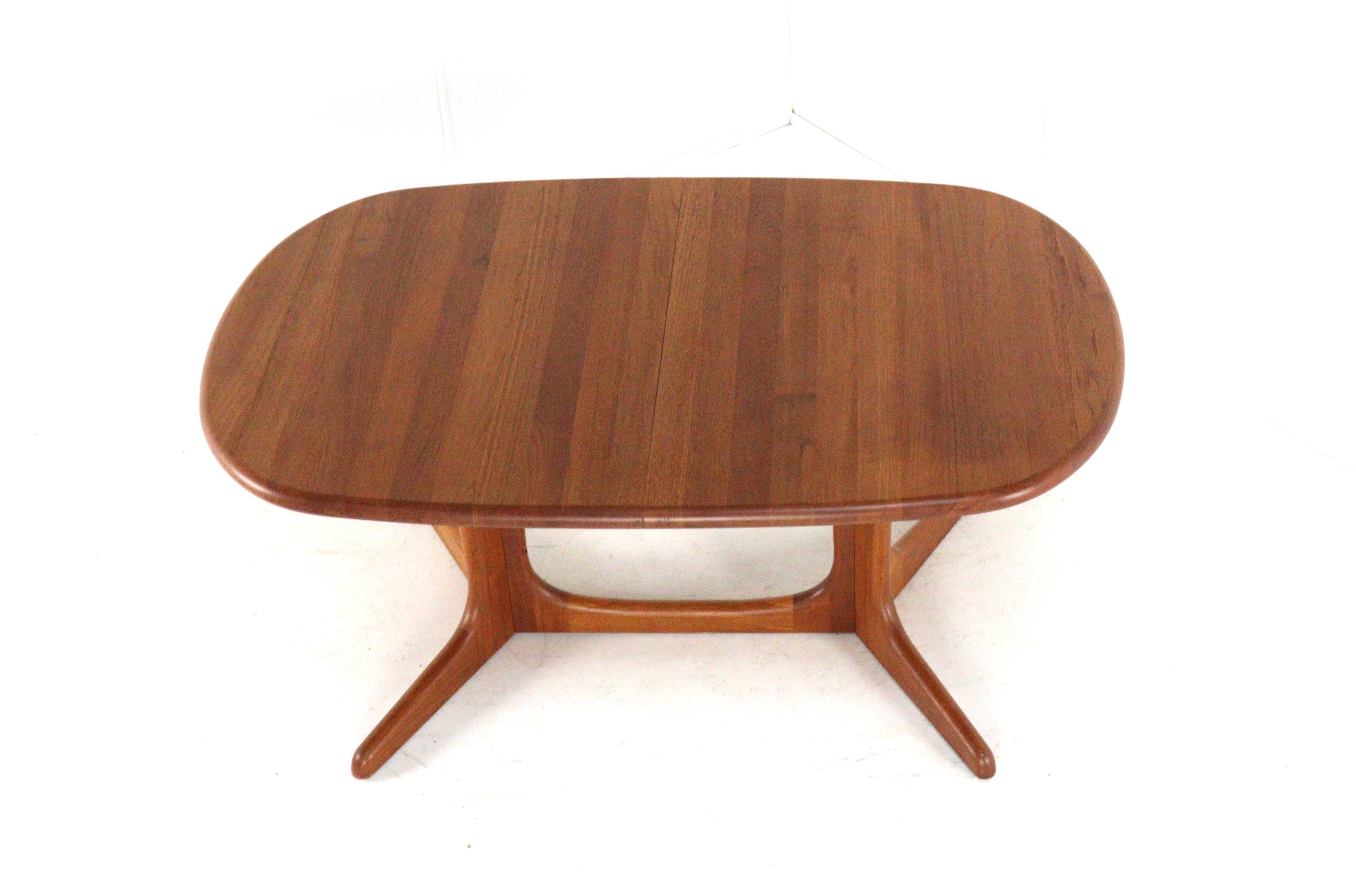 Oval 2x extendable dining table XL 'Nymindegab' - danish design vintage
