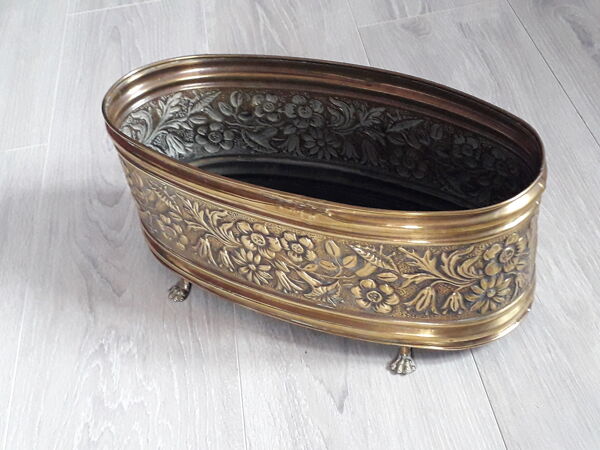 Jardinière ovale en cuivre  jaune