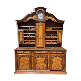 18th century - Bressan sideboard with elm burl clock