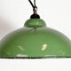 Lampe suspendue en émail vert industriel, années 1960